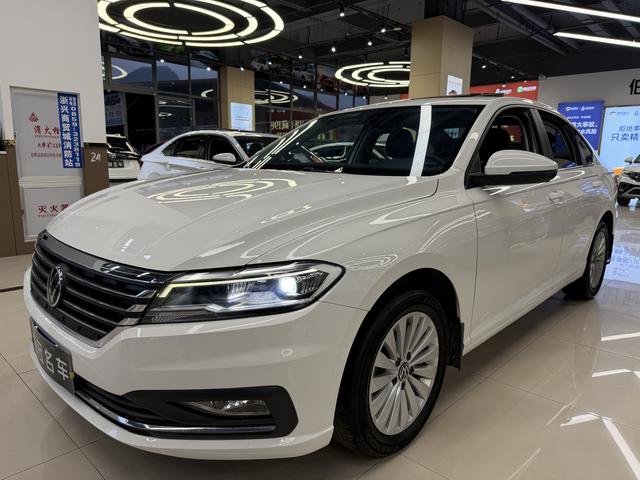 Volkswagen Lavida - фото 0