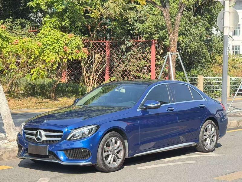 Mercedes-Benz Mercedes C-Class - фото 0