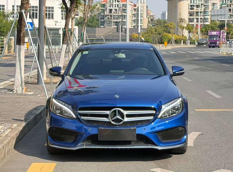 Mercedes-Benz Mercedes C-Class - фото 1