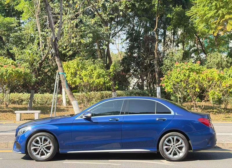 Mercedes-Benz Mercedes C-Class - фото 2