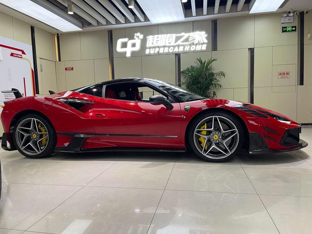 Ferrari F8 - фото 3