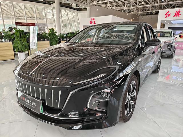 Hongqi E-QM5 - фото 0