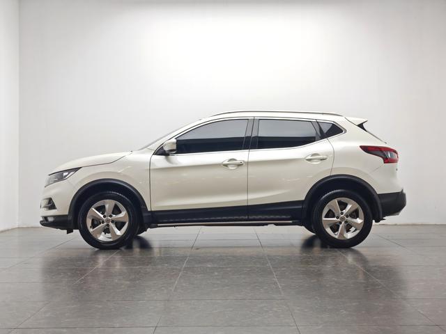 Nissan Qashqai - фото 3