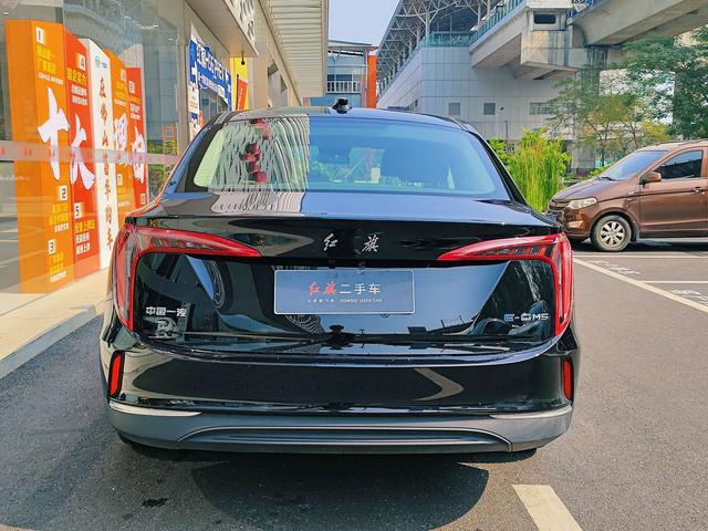 Hongqi E-QM5 - фото 3