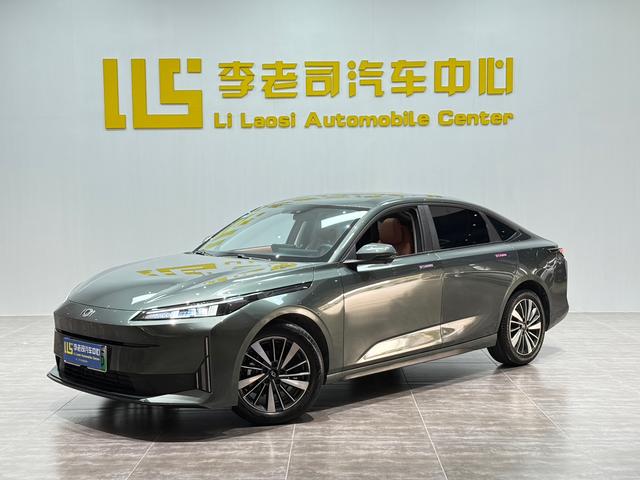 Changan Qiyuan A05 - фото 0