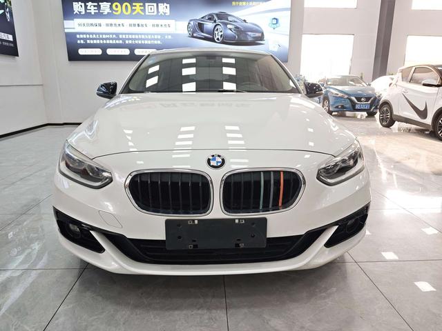 BMW 1-Series - фото 1
