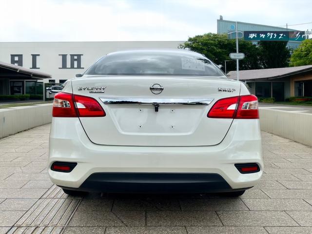 Nissan Sylphy - фото 4