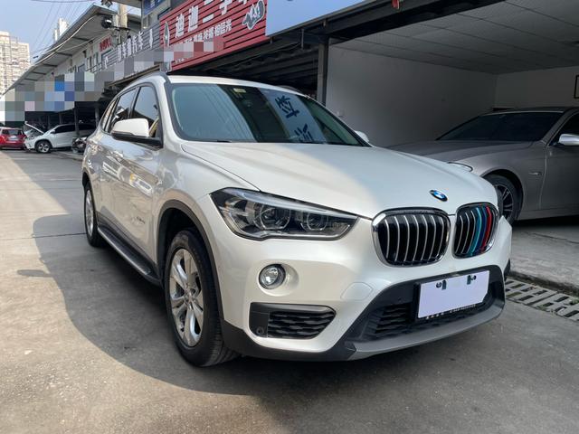 BMW X1 - фото 2