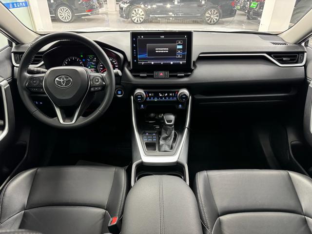 Toyota Wildlander - фото 4