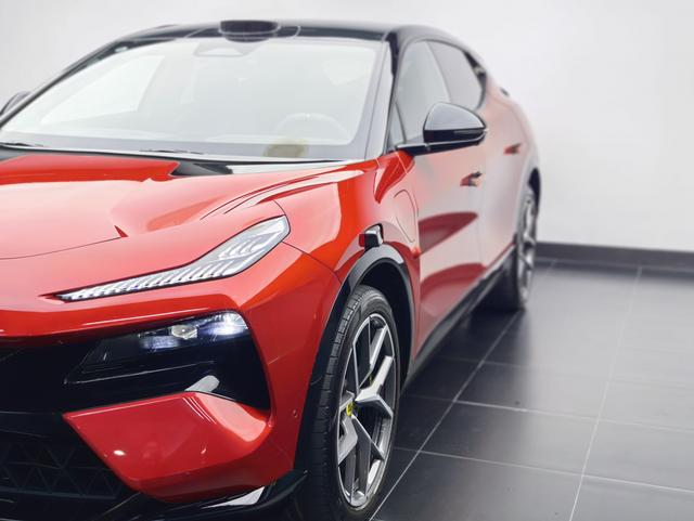 Lotus Cars Eletre - фото 4