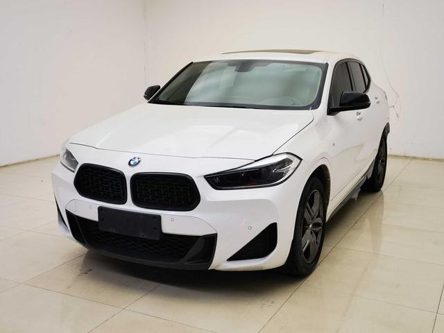 BMW X2 - фото 0