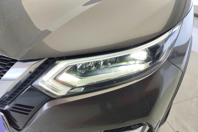 Nissan Qashqai - фото 1