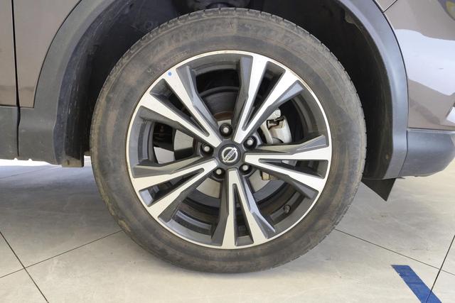 Nissan Qashqai - фото 4