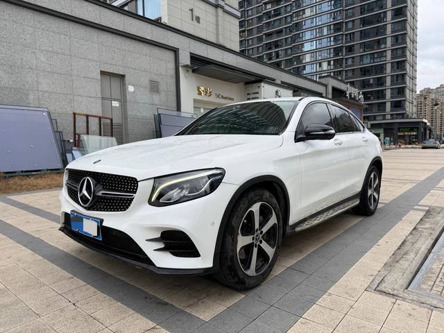 Mercedes-Benz GLC Coupe - фото 0