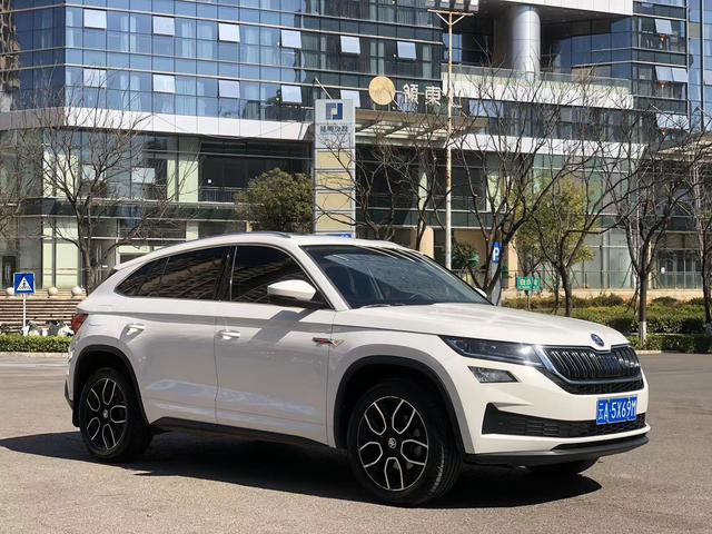 Skoda Kodiaq GT - фото 2
