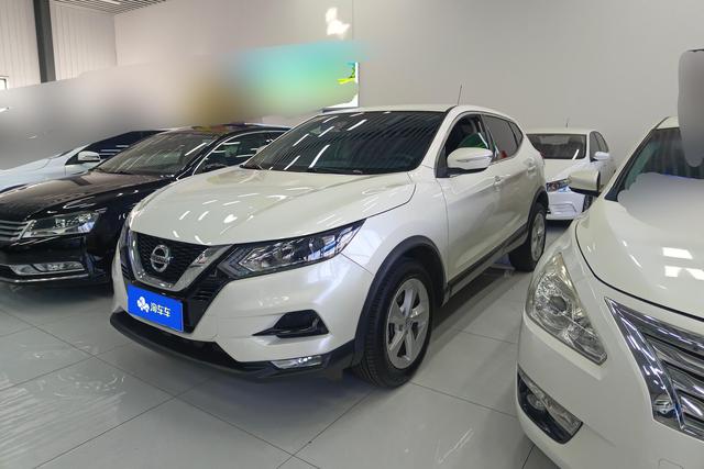 Nissan Qashqai - фото 0