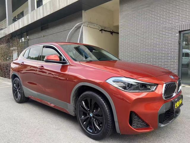 BMW X2 - фото 2