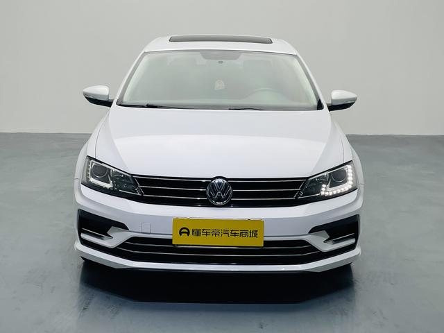 Volkswagen Sagitar - фото 1