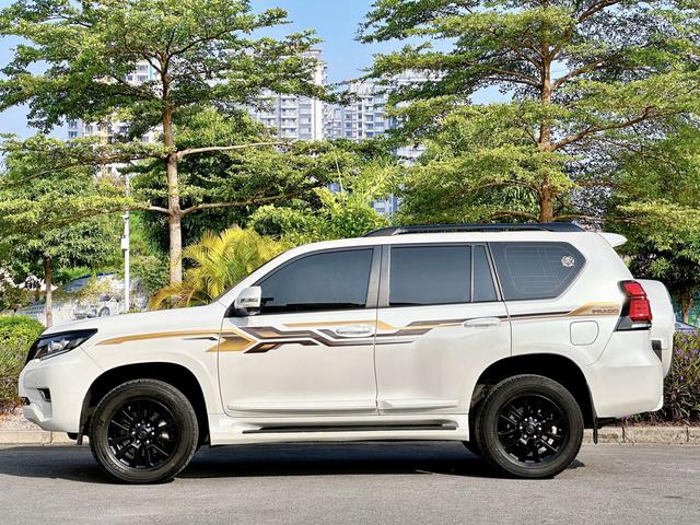 Toyota Prado (Import) - фото 3