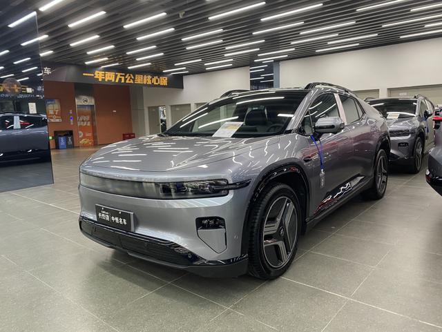 Changan Qiyuan E07 - фото 0