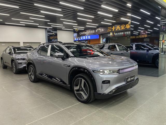 Changan Qiyuan E07 - фото 1