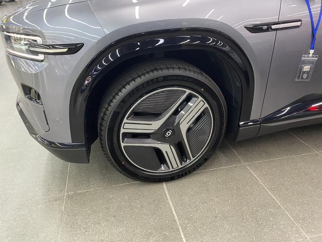 Changan Qiyuan E07 - фото 4
