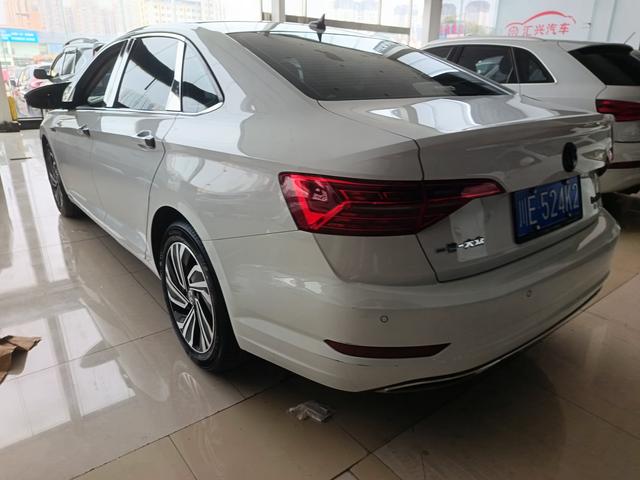 Volkswagen Sagitar - фото 2