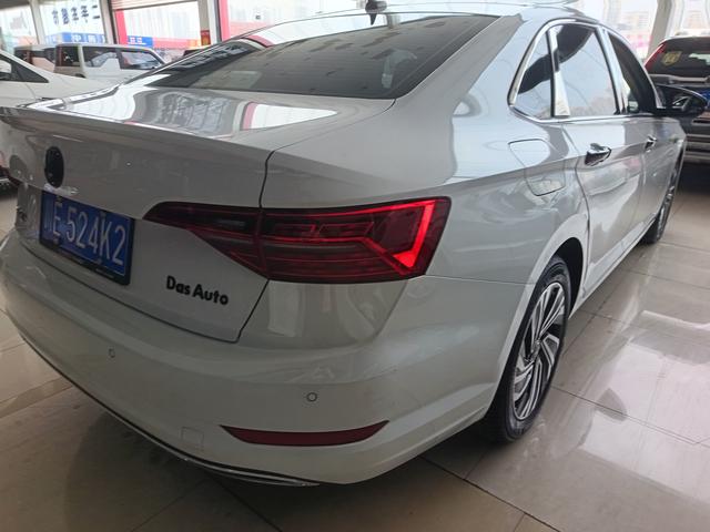 Volkswagen Sagitar - фото 4