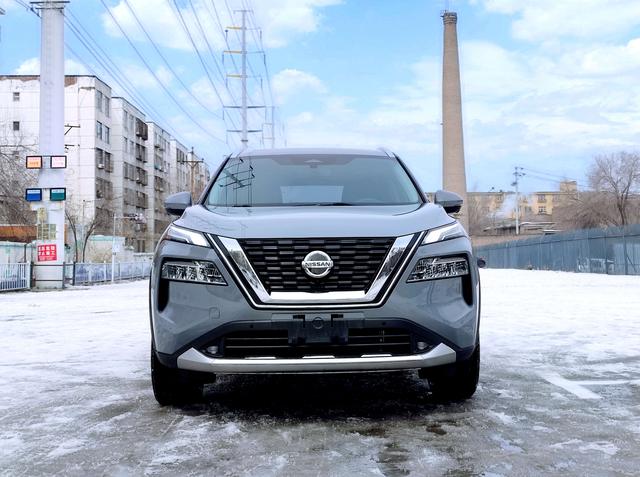 Nissan X-Trail - фото 1