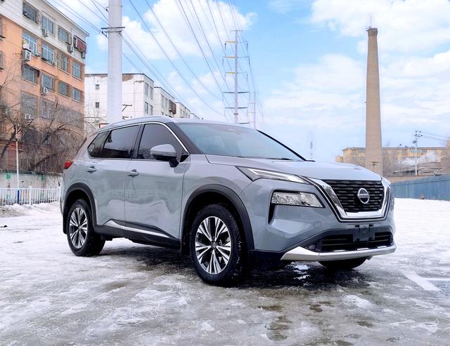 Nissan X-Trail - фото 2