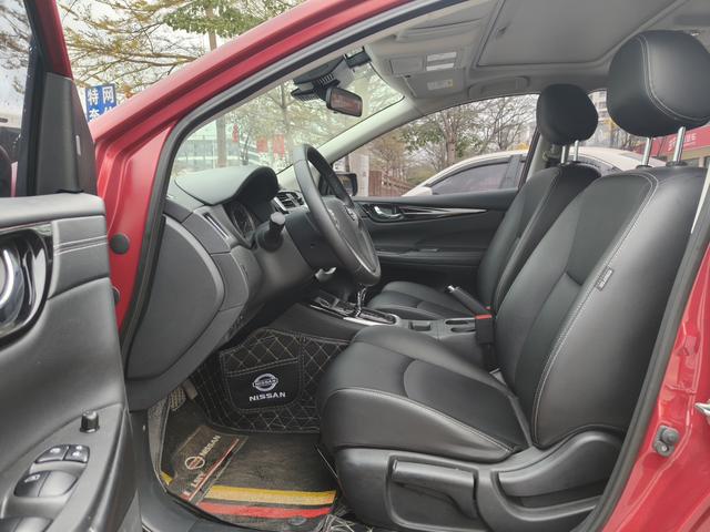 Nissan Tiida - фото 3