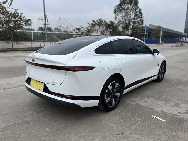 Changan Qiyuan A07 - фото 4