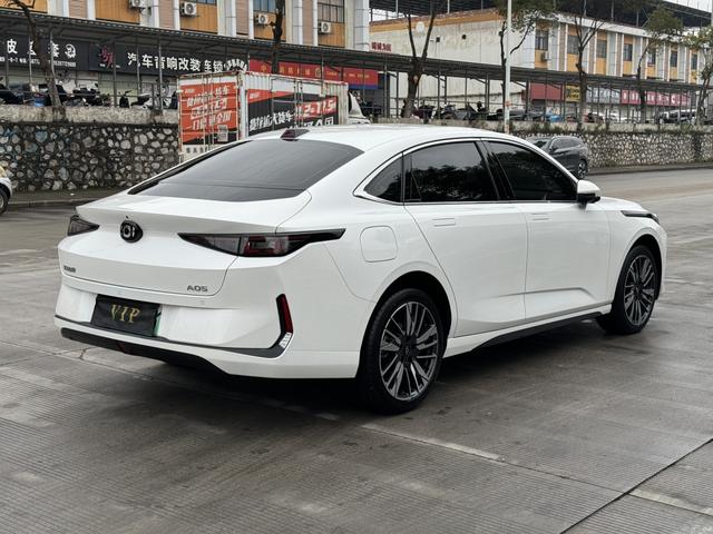Changan Qiyuan A05 - фото 3