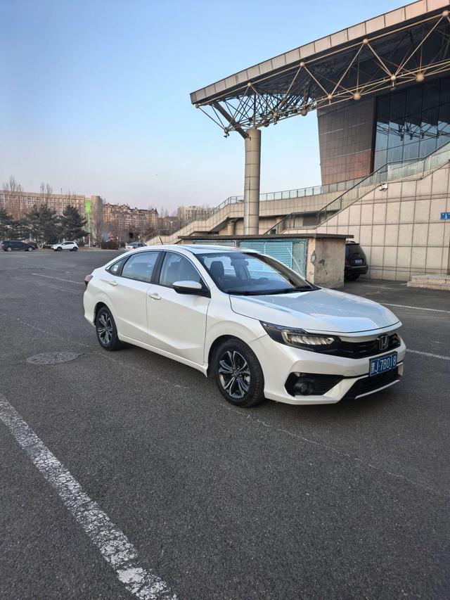 Honda Envix - фото 1
