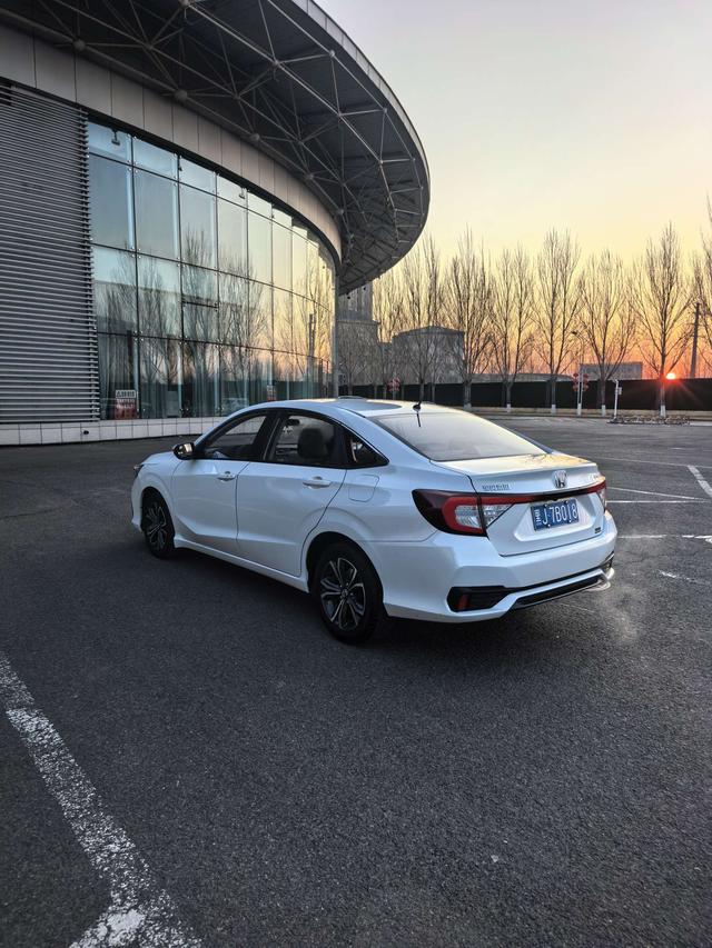 Honda Envix - фото 4