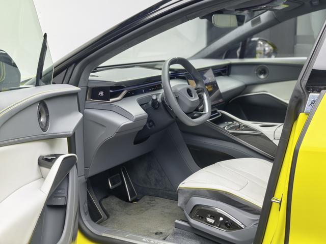 Lotus Cars Eletre - фото 4