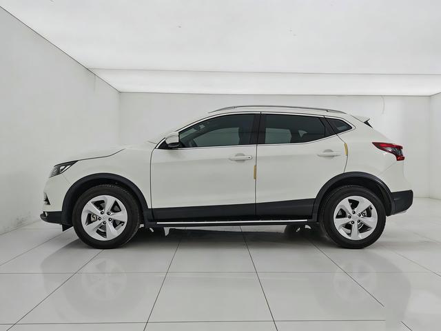 Nissan Qashqai - фото 3