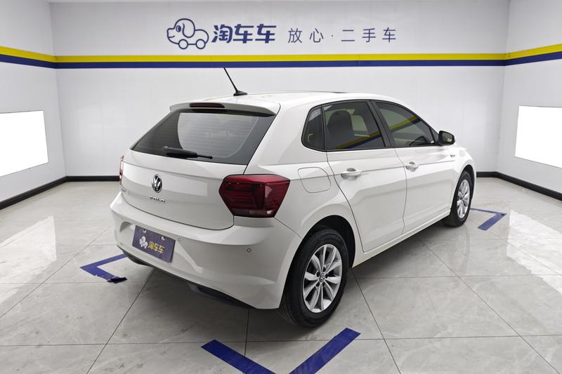 Volkswagen Polo - фото 2