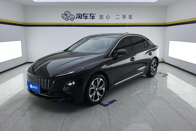 Hongqi E-QM5 - фото 0