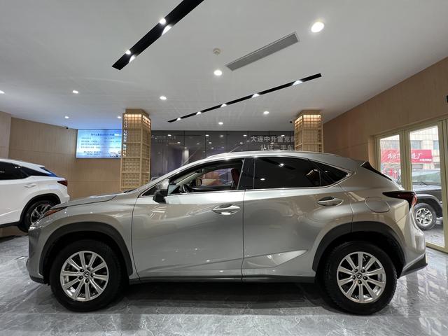 Lexus NX - фото 2