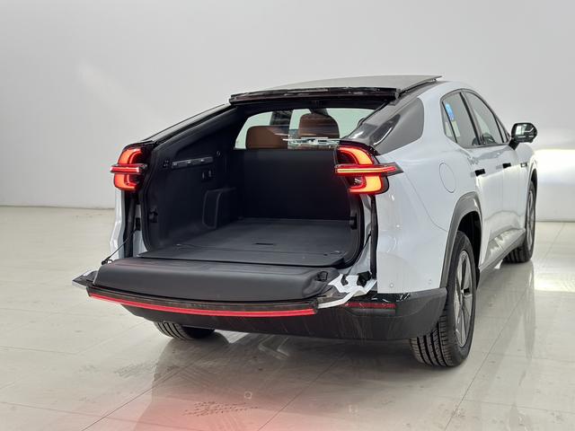 Changan Qiyuan E07 - фото 3