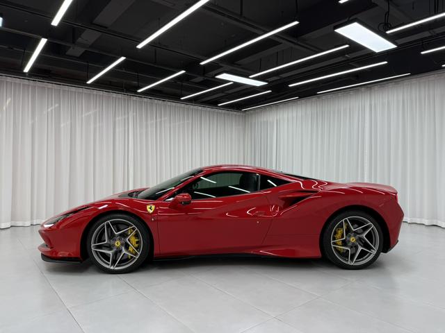 Ferrari F8 - фото 4