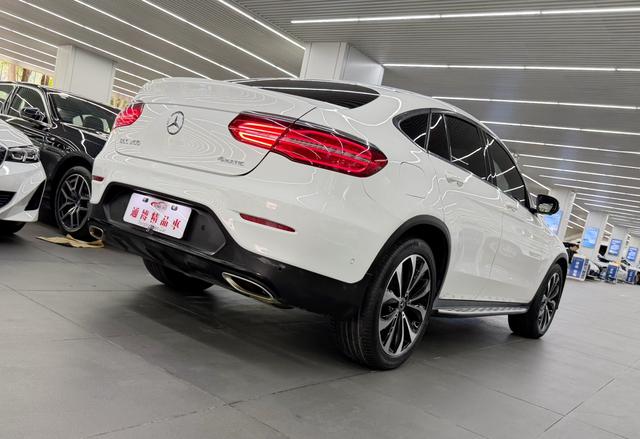 Mercedes-Benz GLC Coupe - фото 2
