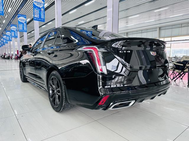 Cadillac CT4 - фото 3