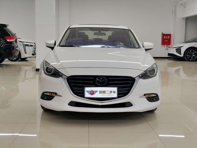 Mazda 3 Axela - фото 1