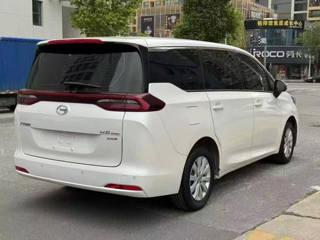GAC Trumpchi Trumpchi M6 - фото 3