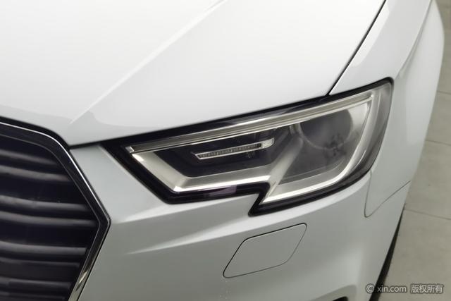 Audi A3 - фото 4