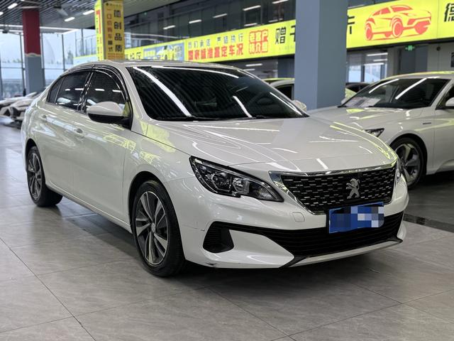 Peugeot 408 - фото 3