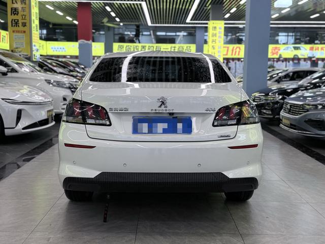 Peugeot 408 - фото 4