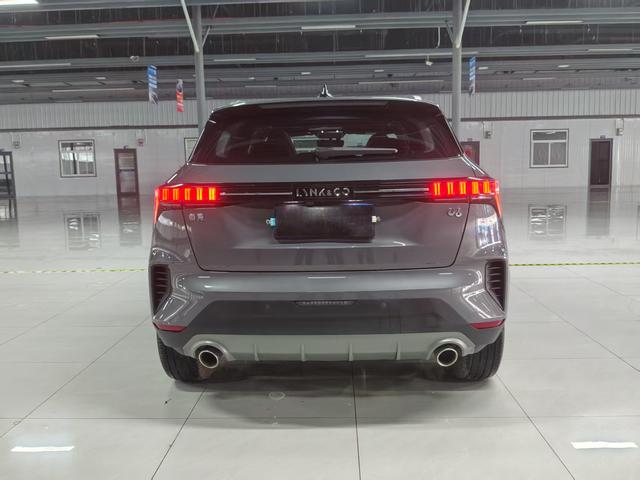 Lynk & Co 06 - фото 4